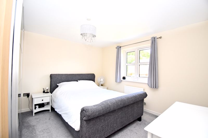 Bedroom- click for photo gallery